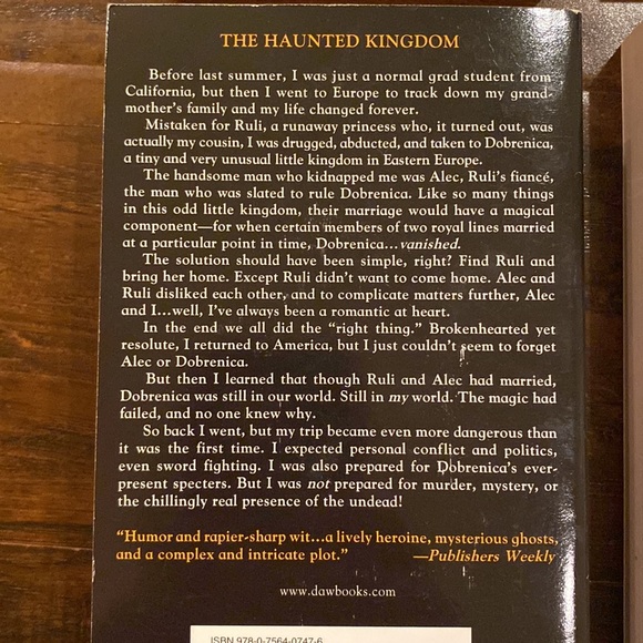 6 Books: Fantasy Adventure Themed Fiction Paperback Novels - Picture 5 of 7